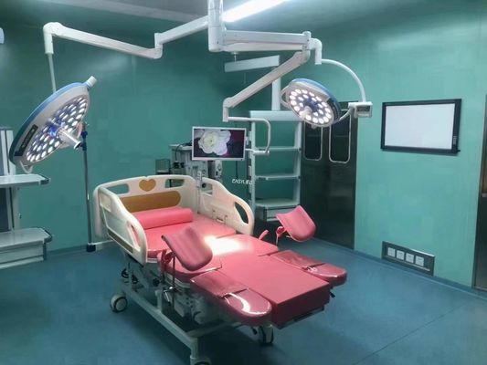 فحص أمراض النساء الكهربائية سرير التوليد 2000 × 600 × 650 مم SS 304 للمرأة
